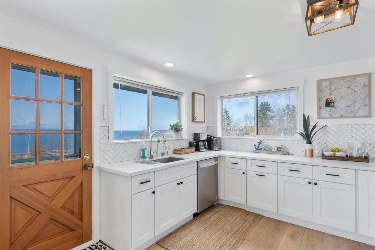 @ Marbella Lane - Waterfront 2Br Whidbey Island Villa Coupeville Exterior photo
