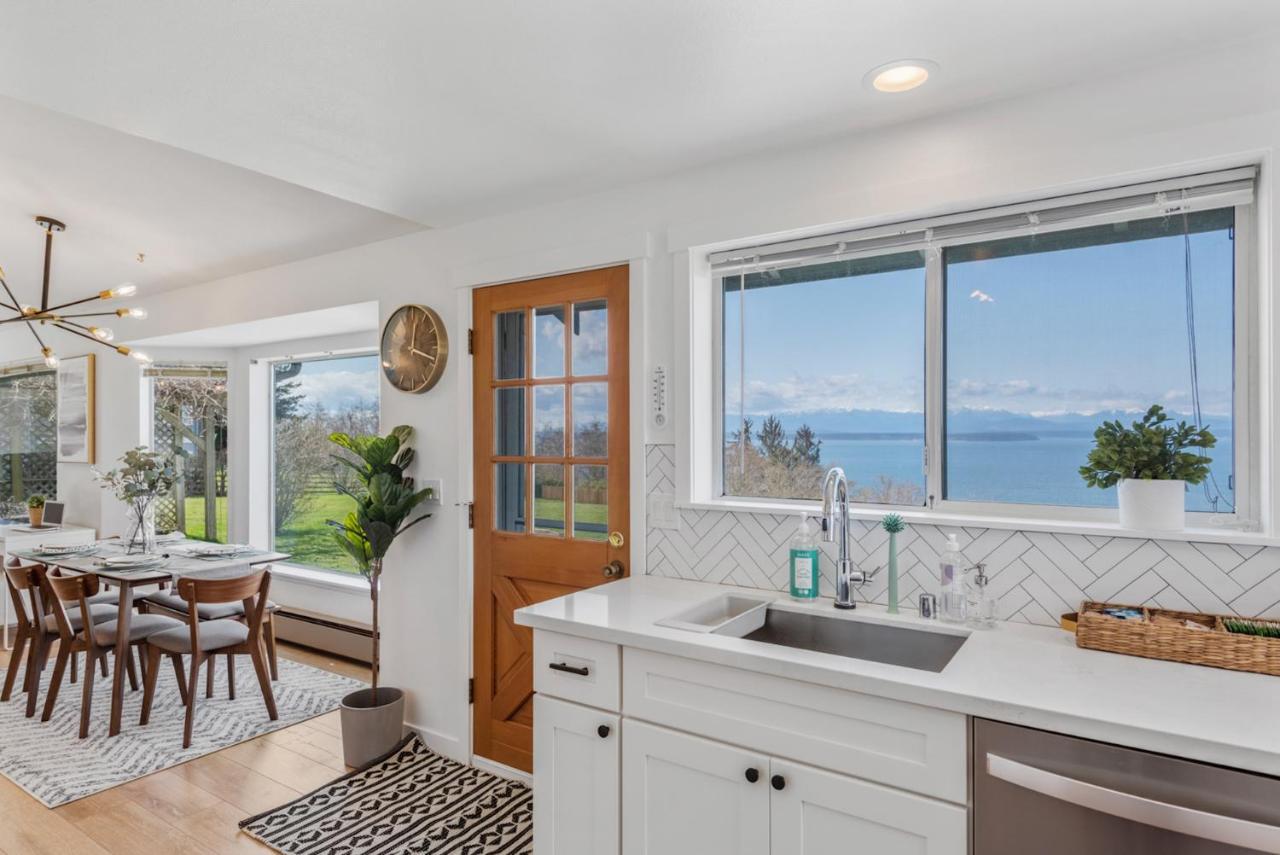 @ Marbella Lane - Waterfront 2Br Whidbey Island Villa Coupeville Exterior photo